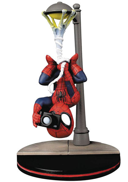 Q Pop - Marvel Comics: Spider-Man Spider Cam PVC Figure | animota