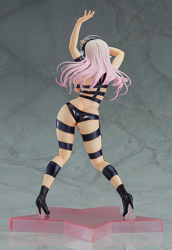 TMRevolution/Super Sonico – Super Sonico HOT LIMIT Ver. 1/7 Komplette Figur