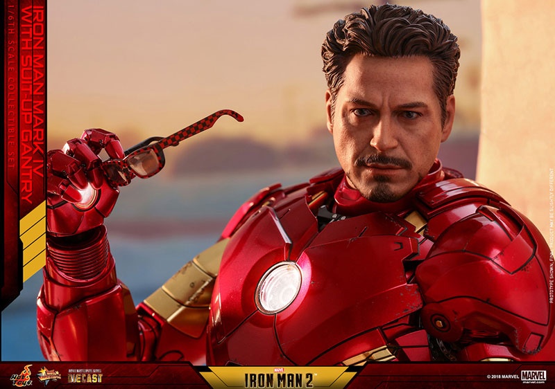 Movie Masterpiece DIECAST "Iron Man 2" 1/6 Scale Figure Iron Man Mark. 4 (w/Suit-Up Gantry)