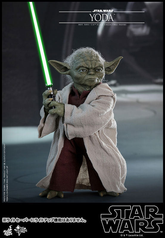 Movie Masterpiece Star Wars: Episode II - Attack of the Clones" 1/6 Scale Figure Yoda