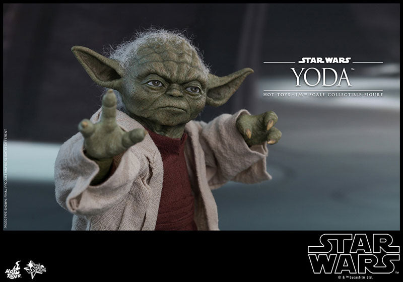 Movie Masterpiece Star Wars: Episode II - Attack of the Clones" 1/6 Scale Figure Yoda