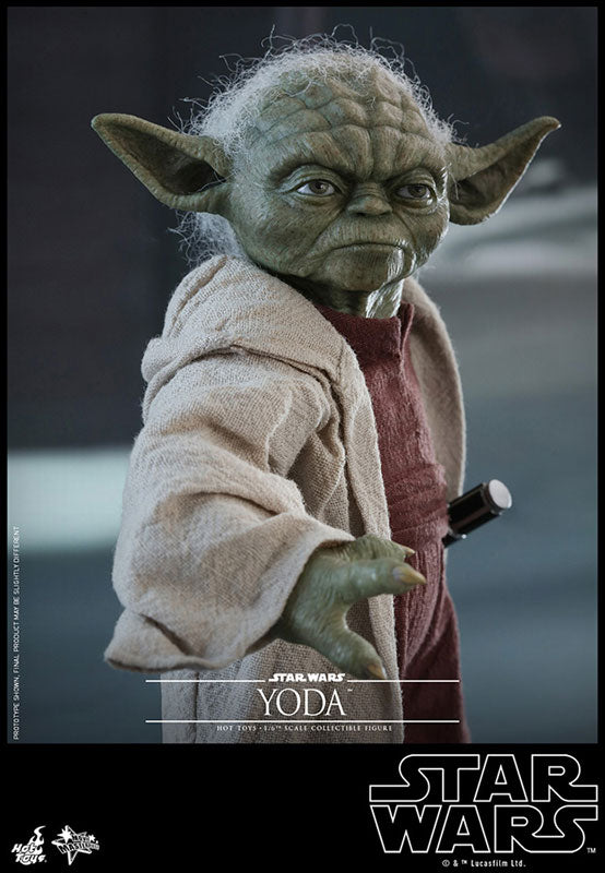 Movie Masterpiece Star Wars: Episode II - Attack of the Clones" 1/6 Scale Figure Yoda