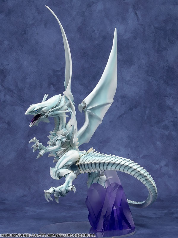 Megahouse Artworks Monsters Blue Eyes White deals Dragon