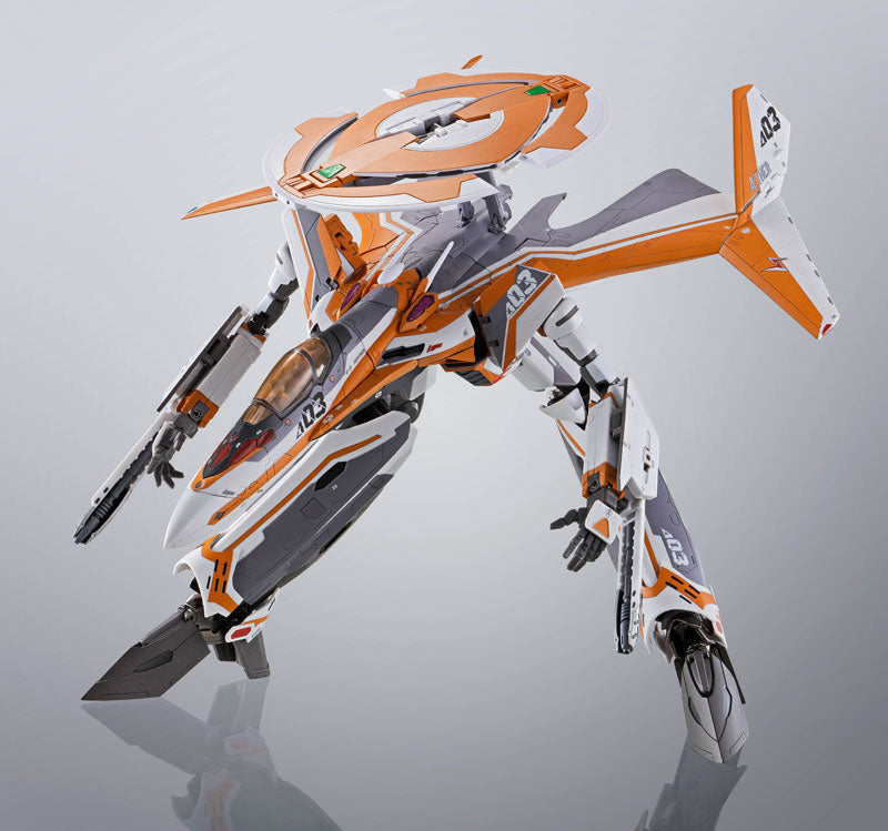 DX Chogokin VF-31E Siegfried (Chuck Mustang Custom) "Macross Delta"