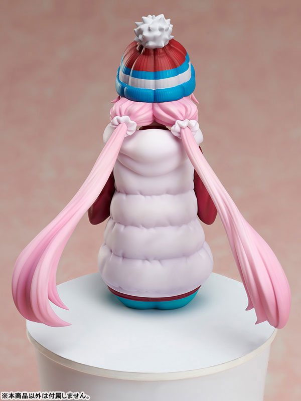 Yuru Camp Nadeshiko Kagamihara 1/8 Premium Noodle Stopper Figure | animota