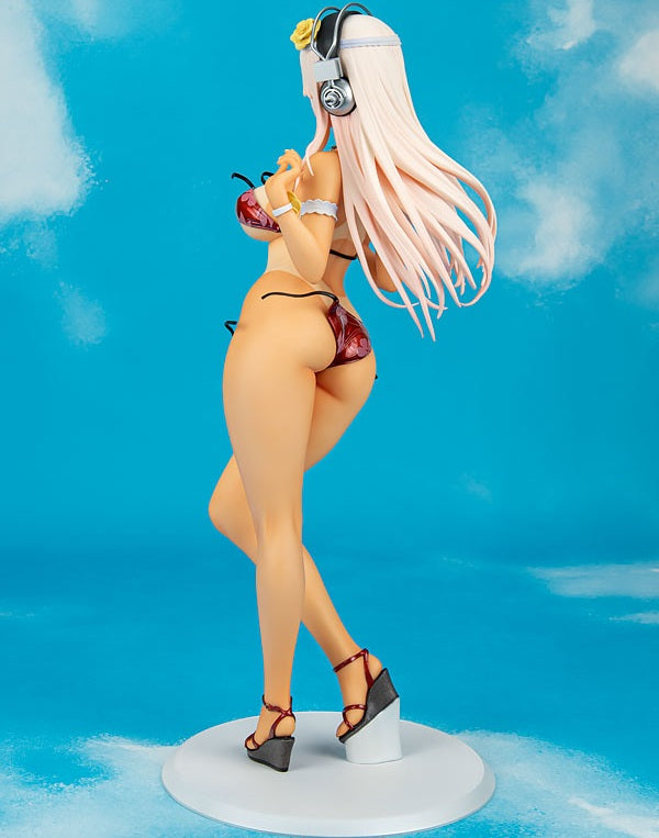 Super Sonico Summer Vacation ver. -Sun kissed- 1/4.5 Complete Figure