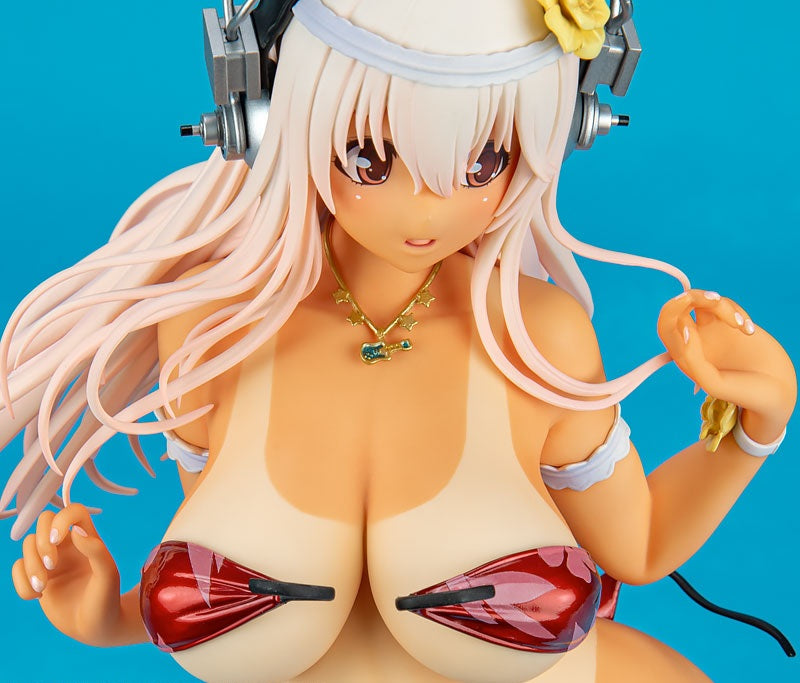 Super Sonico Summer Vacation ver. -Sun kissed- 1/4.5 Complete Figure