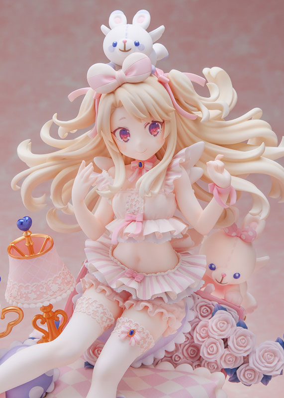 Fate/kaleid liner Prisma☆Illya Prisma☆Phantasm Illyasviel Von Einzbern Room Wear Ver. 1/7 Figure