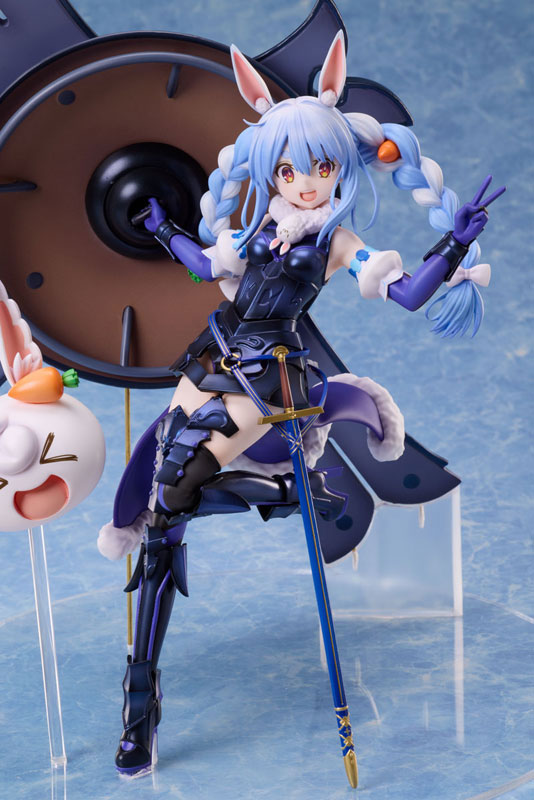 [Made-To-Order]Usada Pekora x Mash Kyrielight 1/7 Collaboration Figure