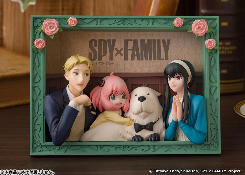 [Limited Sales] "SPY x FAMILY" Non Articulated Figure "The Forgers", Action & Toy Figures, animota