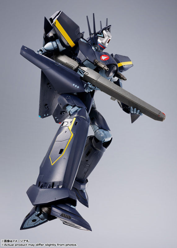 DX Soul of Chogokin VF-17S Nightmare Stealth Valkyrie (Gamlin Kizaki Custom) "Macross 7"