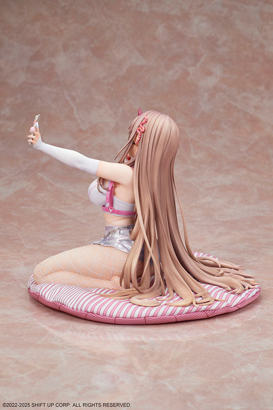 GODDESS OF VICTORY: NIKKE Viper 1/4 Complete Figure
