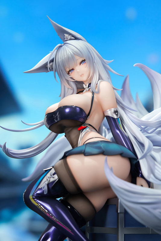 Azur Lane Shinano Moonlit Chrome Ver. 1/7 Complete Figure