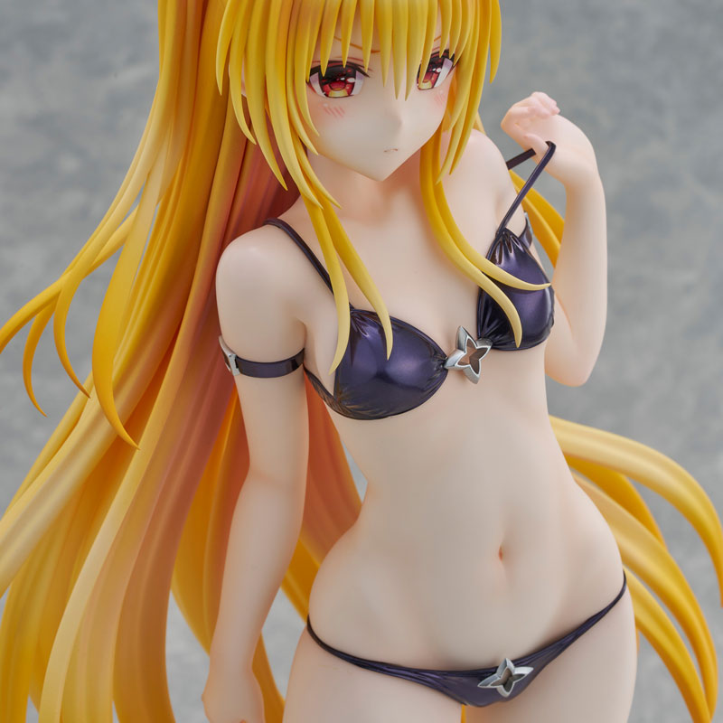 To Love-Ru Darkness Swimsuit Series "Golden Darkness" 1/4 Complete Figure