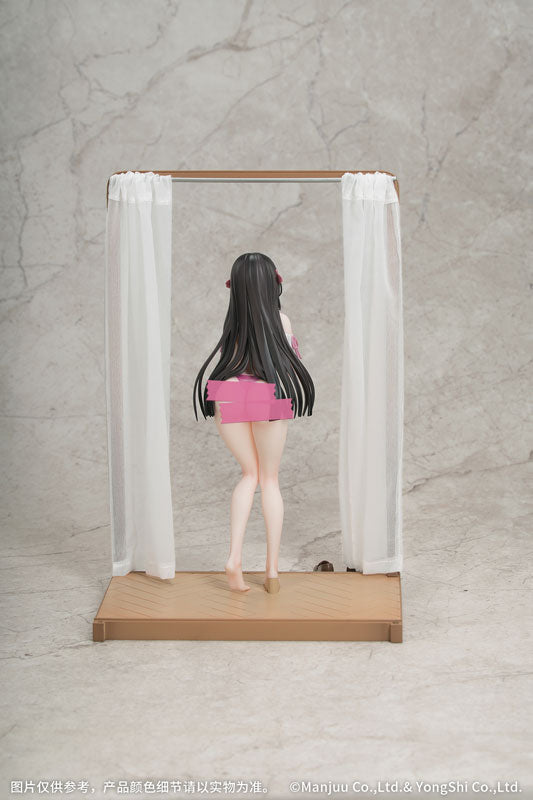 Gift+ Azur Lane Trinidad Trapper in the Changing Room Ver. 1/8 Complete Figure