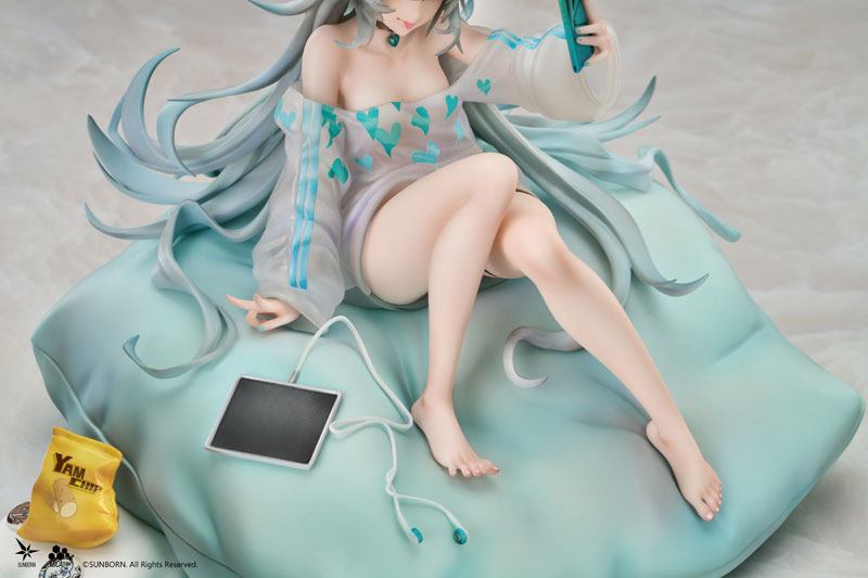 Girls' Frontline 2: Exilium Florence Marvellous Herb Cake Ver. 1/7 Complete Figure