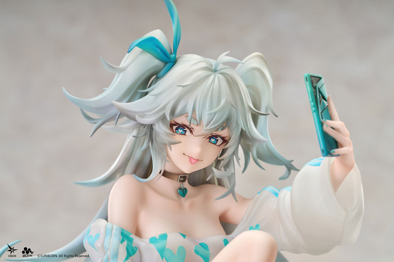 Girls' Frontline 2: Exilium Florence Marvellous Herb Cake Ver. 1/7 Complete Figure