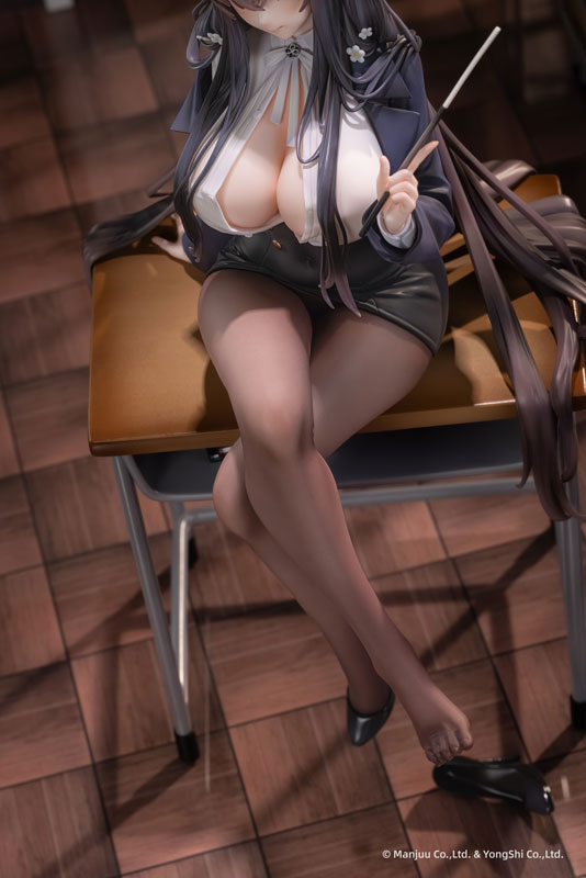 "Azur Lane" Azuma Career Counseling for the Groom Ver. 1/6 Complete Figure