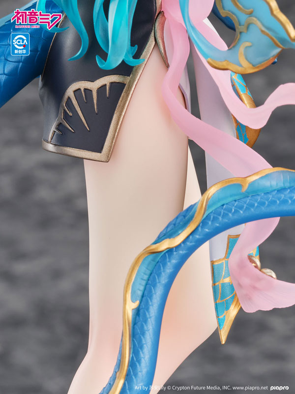 Hatsune Miku Azure Dragon Ver. 1/7 Complete Figure