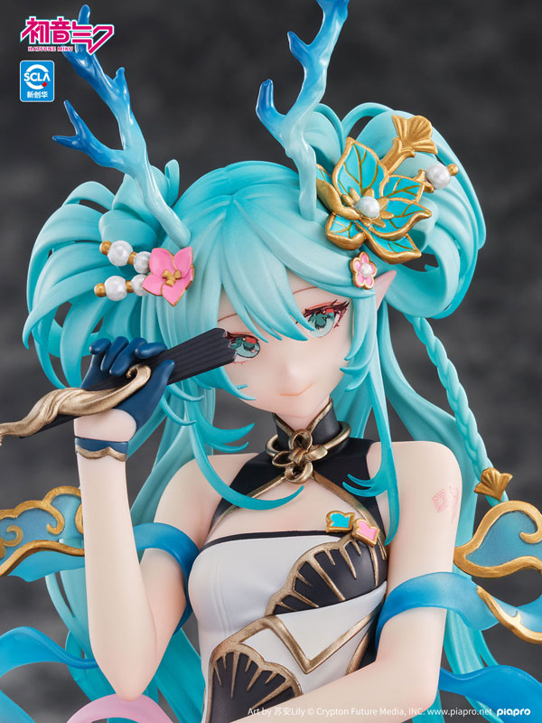 Hatsune Miku Azure Dragon Ver. 1/7 Complete Figure