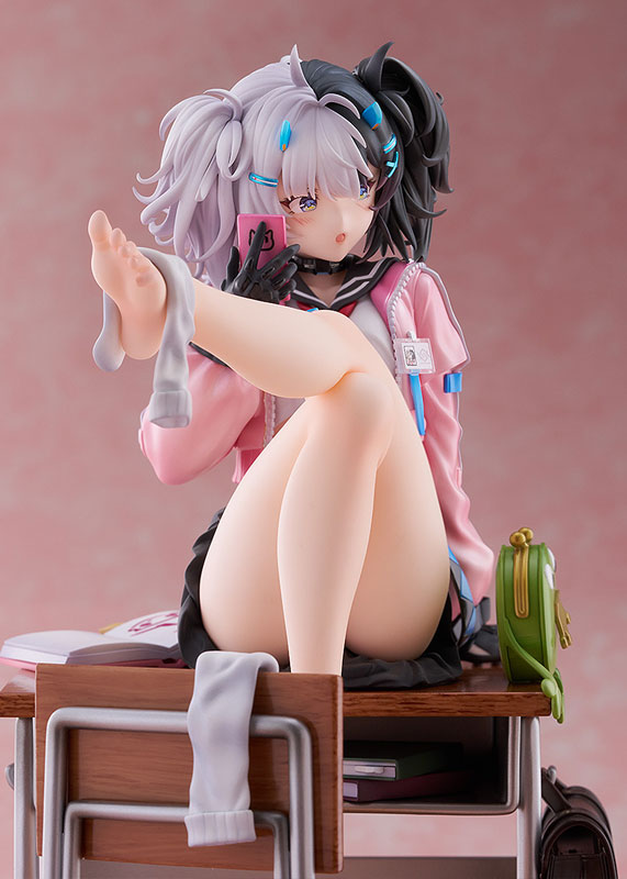 Snowbreak: Containment Zone Eatchel - The Cub [Overdue Radiance] 1/7 Complete Figure