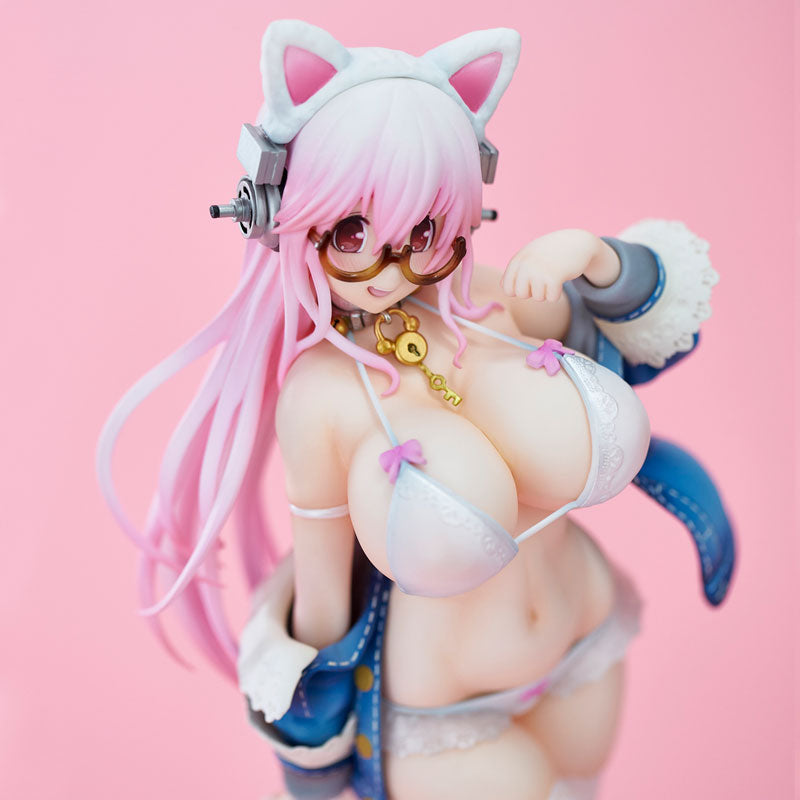 Super Sonico White cat ver. Complete Figure
