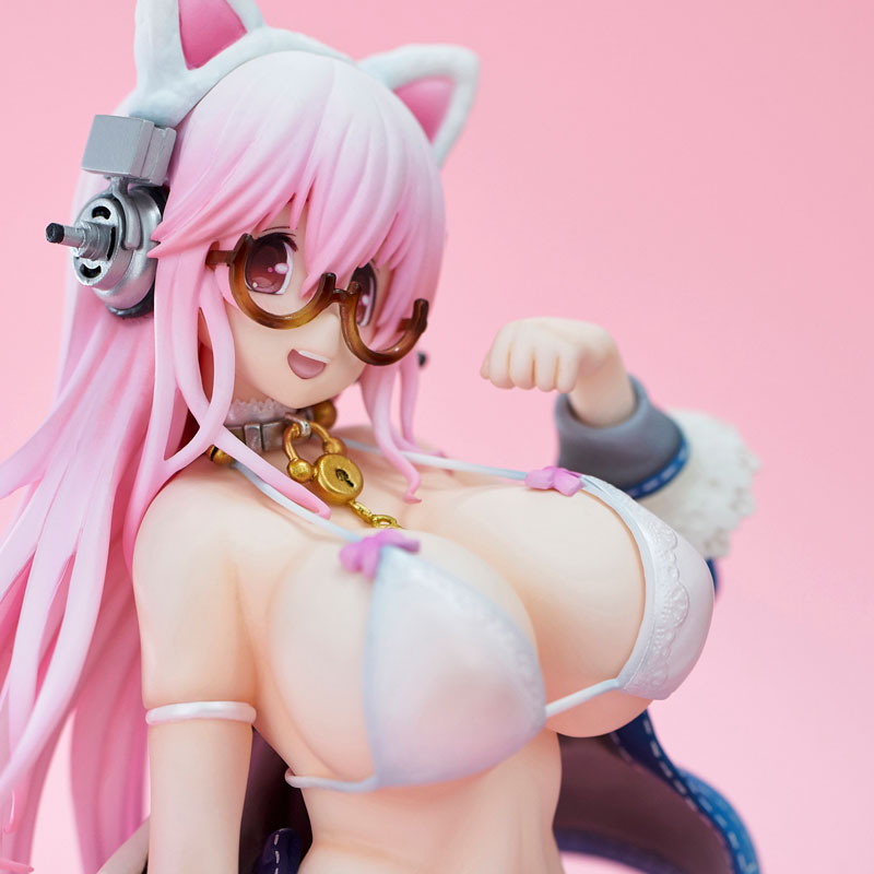 Super Sonico White cat ver. Complete Figure