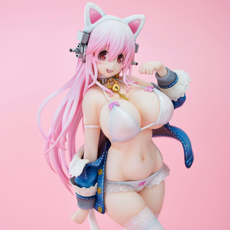 Super Sonico White cat ver. Complete Figure