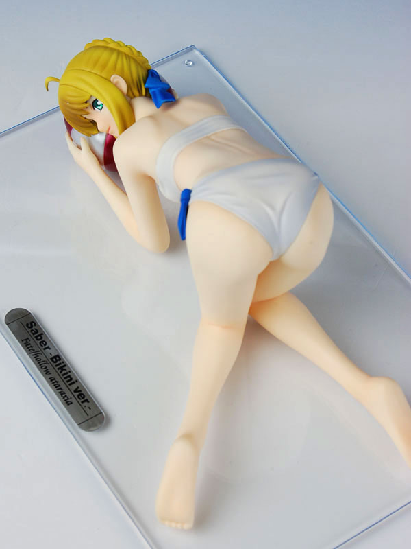 Fate/hollow ataraxia - Saber Swimsuit Ver. 1/7 Complete Figure