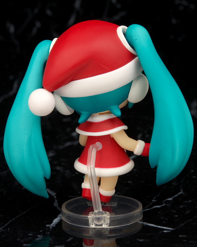 Nendoroid Petite: Hatsune Miku Santa Ver. (accessory of the Family Mart Limited Edition “Hatsune Miku: Little House Cake in the Forest”), Action & Toy Figures, animota