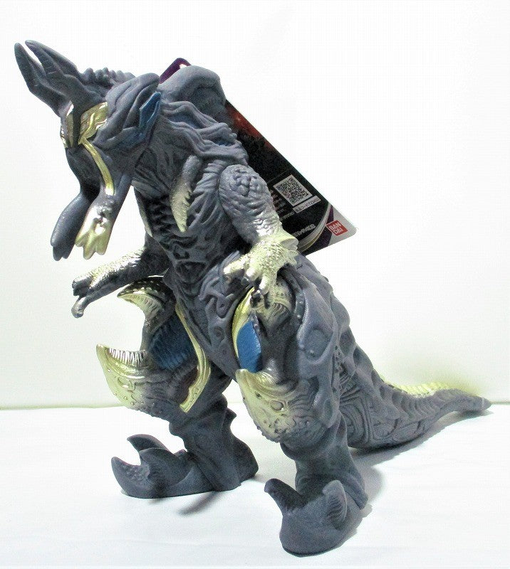 Ultraman Trigger NEW GENERATION TIGA Ultra Kaiju DX Megalozoa (First Form)