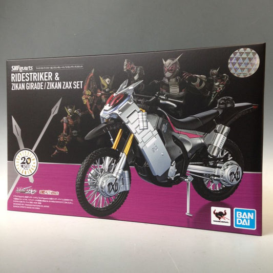 S.H.Figuarts Ride Striker and Zikan Girade/Zikan Zax Set