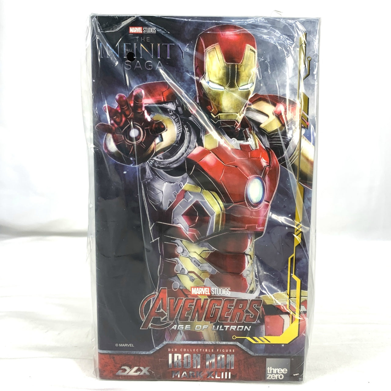 threezero DLX Marvel Studios: Infinity Saga Iron Man Mark 43 Resale Edition