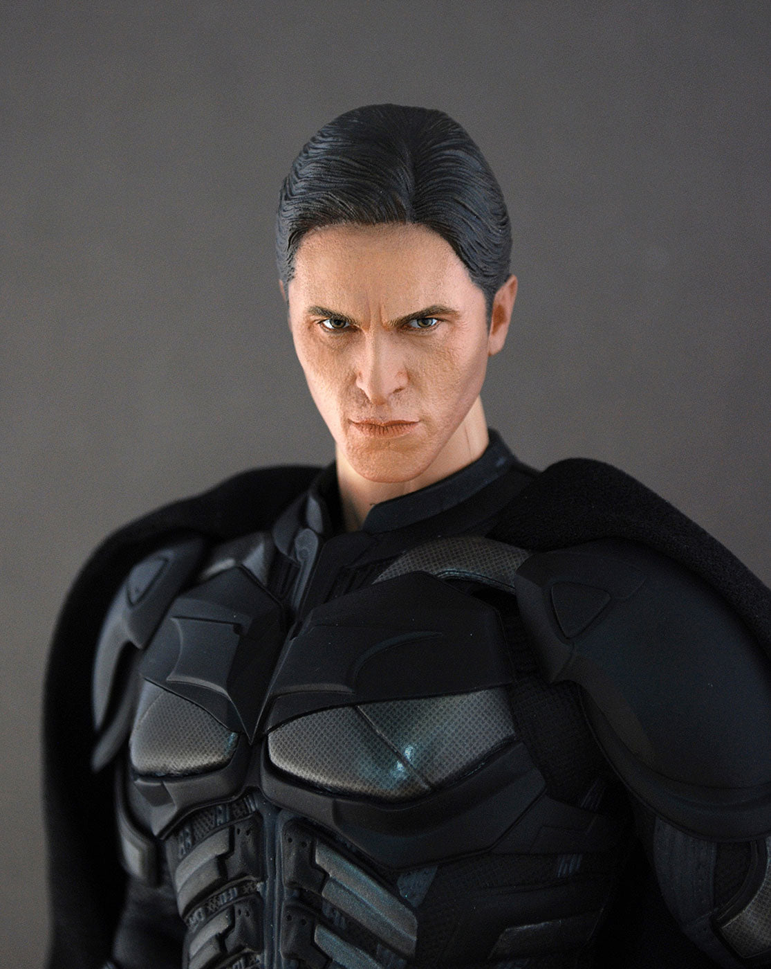 Movie Masterpiece - The Dark Knight 1/6 Scale Figure: Batman (New Costume Edition) [Mamegyorai Exclusive]