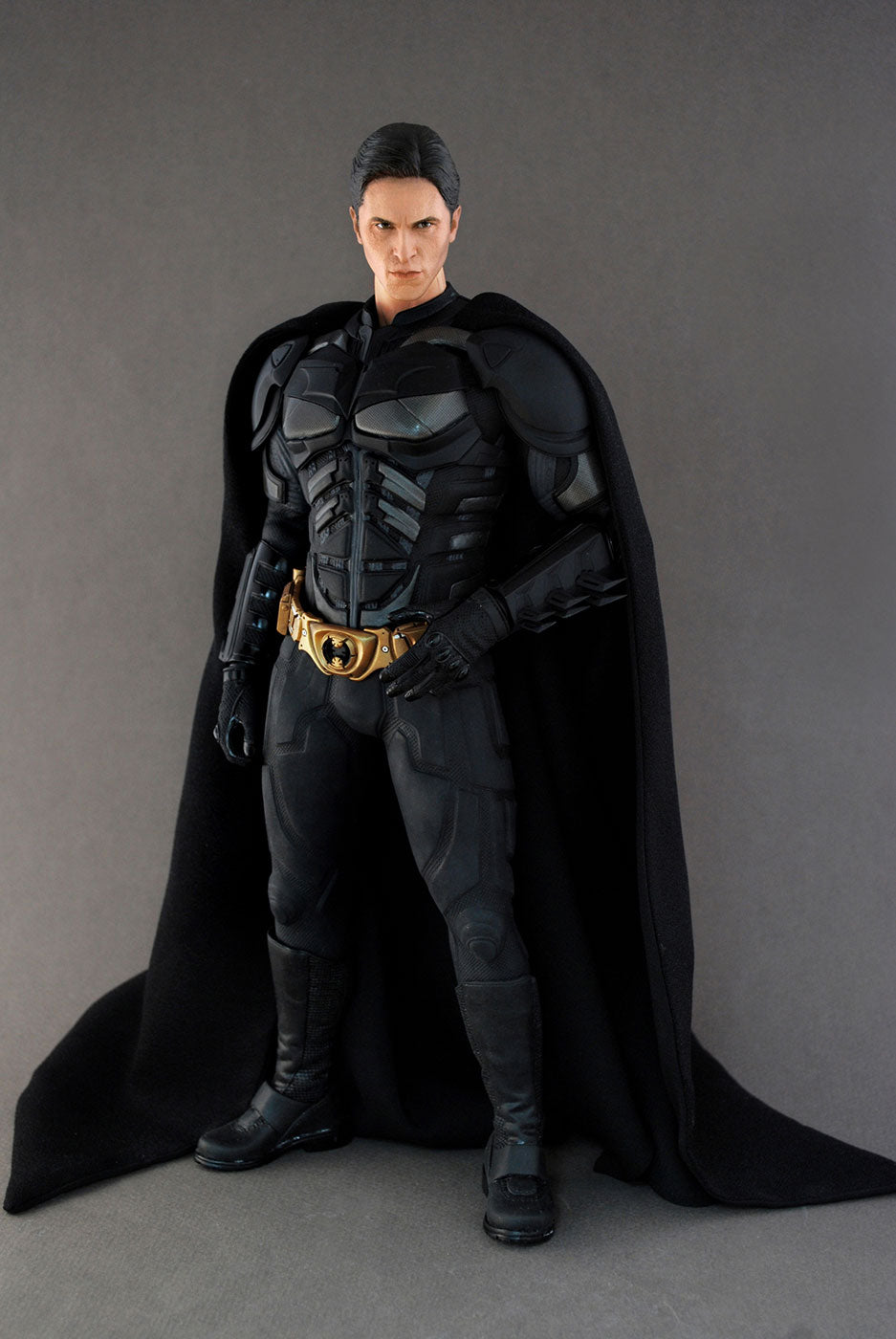 Movie Masterpiece - The Dark Knight 1/6 Scale Figure: Batman (New Costume Edition) [Mamegyorai Exclusive]