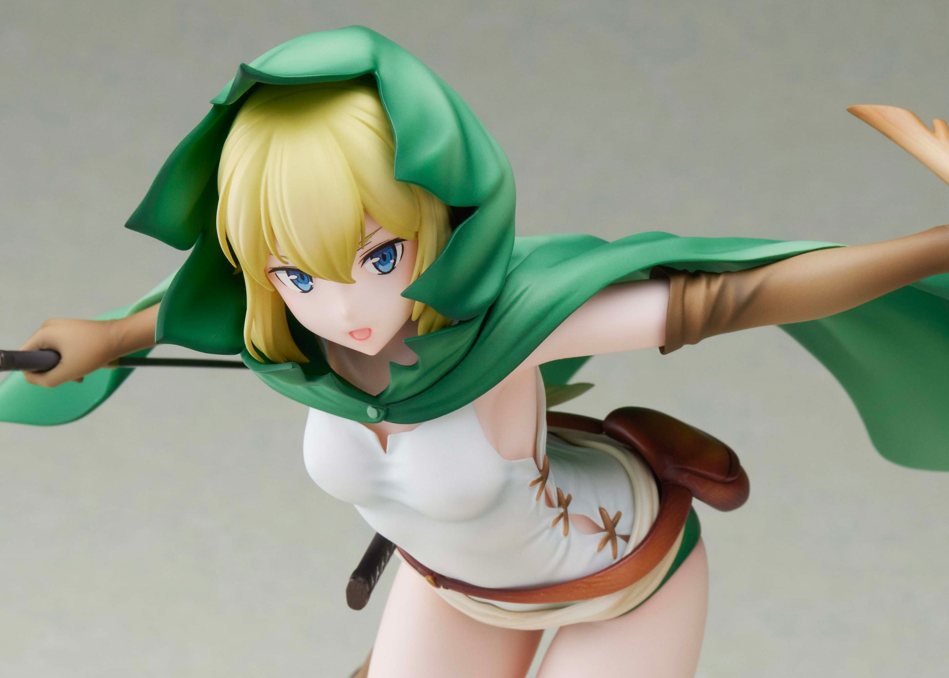 1/7 Scale Figure "Is It Wrong to Try to Pick Up Girls in a Dungeon? IV" Ryu Lion | animota