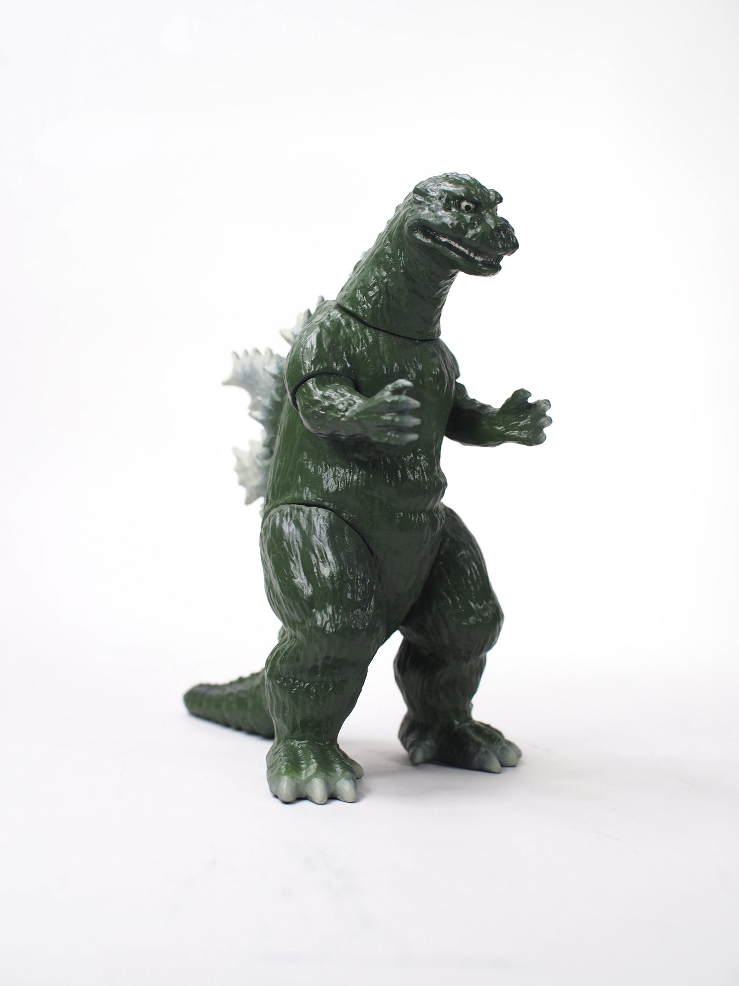 CCP Middle Size Series "Godzilla" Part. 16 First Godzilla Suit Image Color | animota