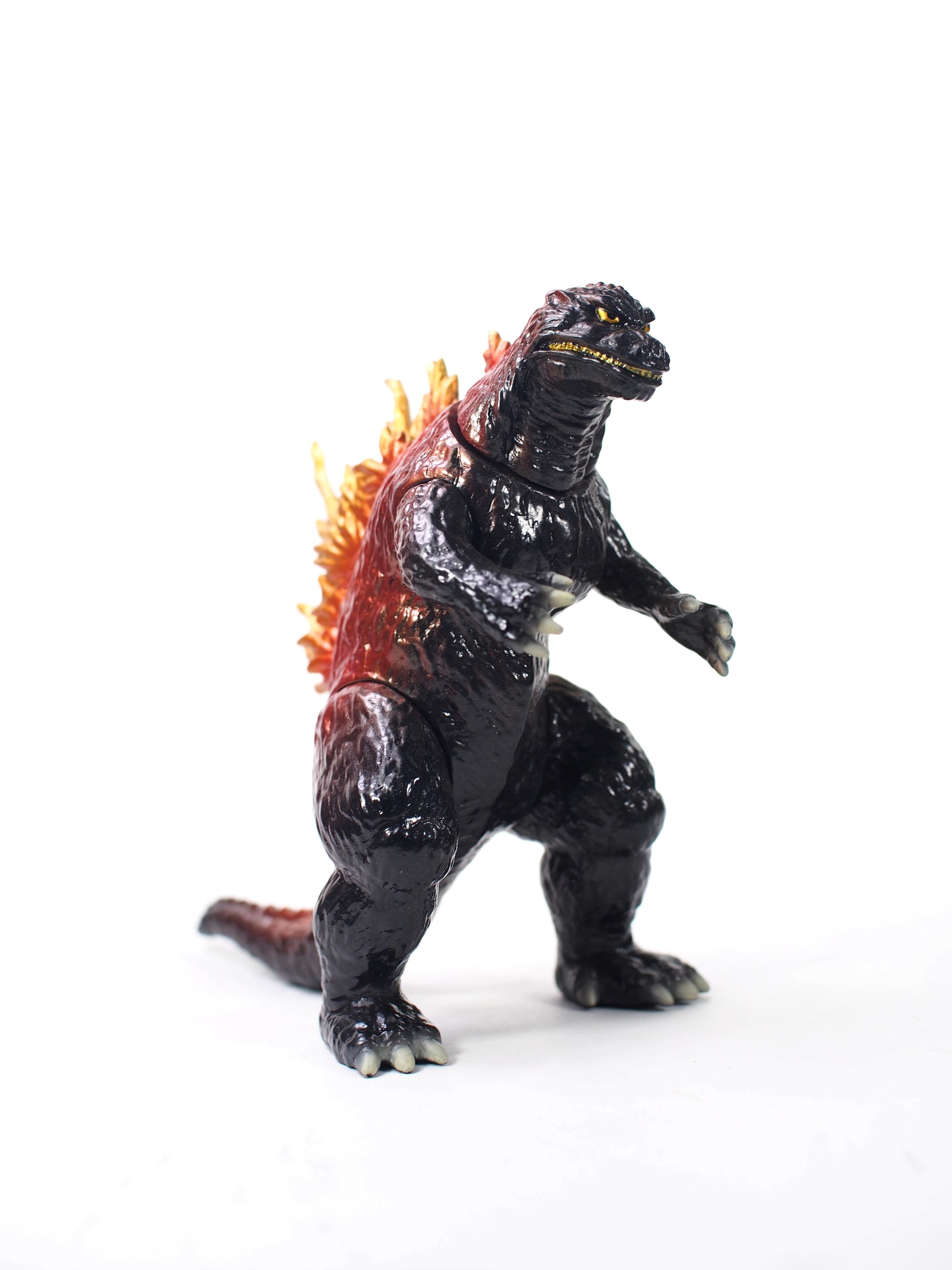 CCP Middle Size Series "Godzilla 2000: Millennium" Part. 17 Millennium Godzilla Atomic Breath Ver. | animota