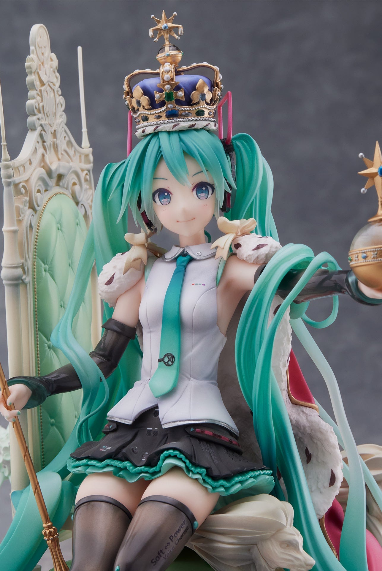 Hatsune Miku 39's Special Day 1/7 Complete Figure | animota