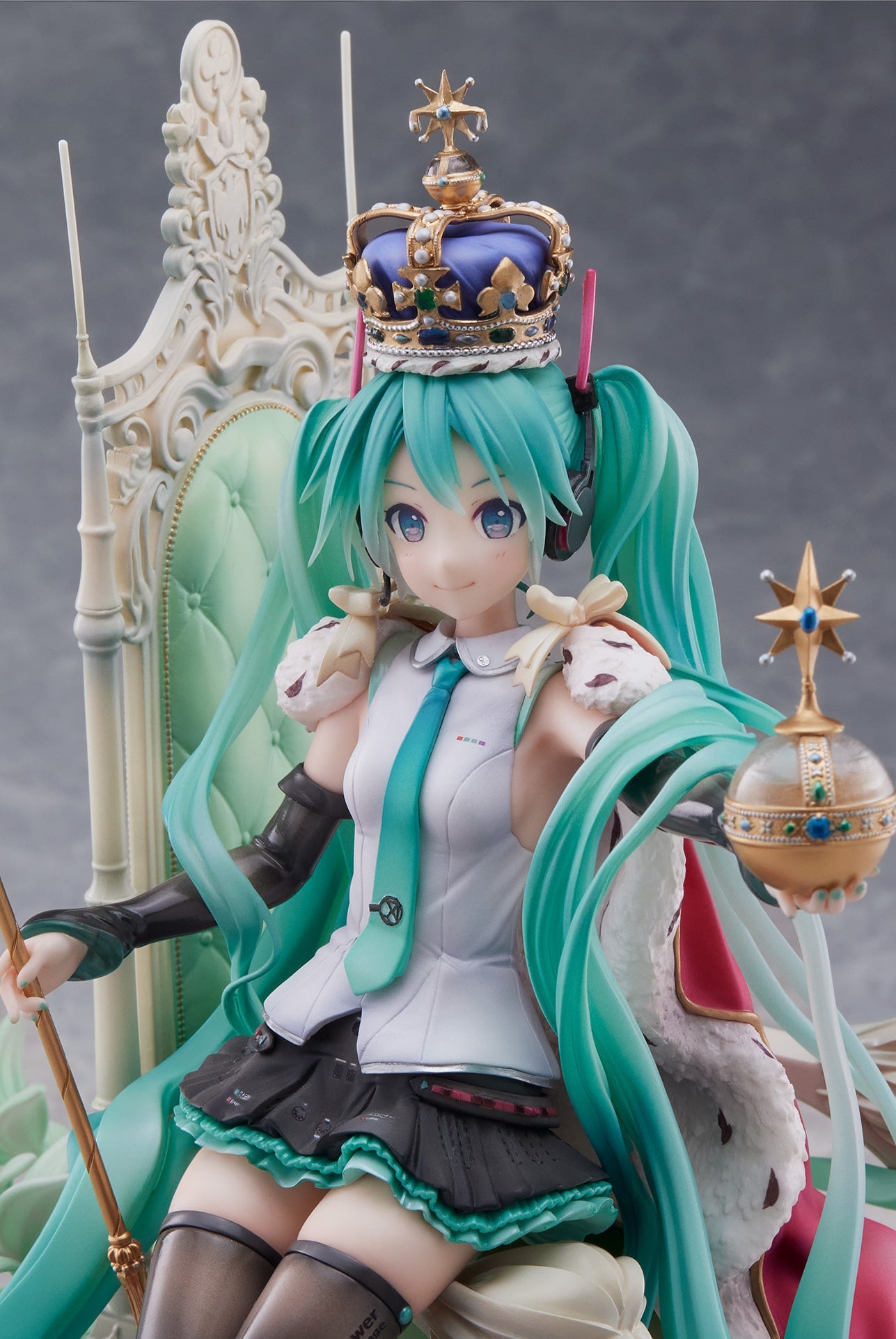 Hatsune Miku 39's Special Day 1/7 Complete Figure | animota