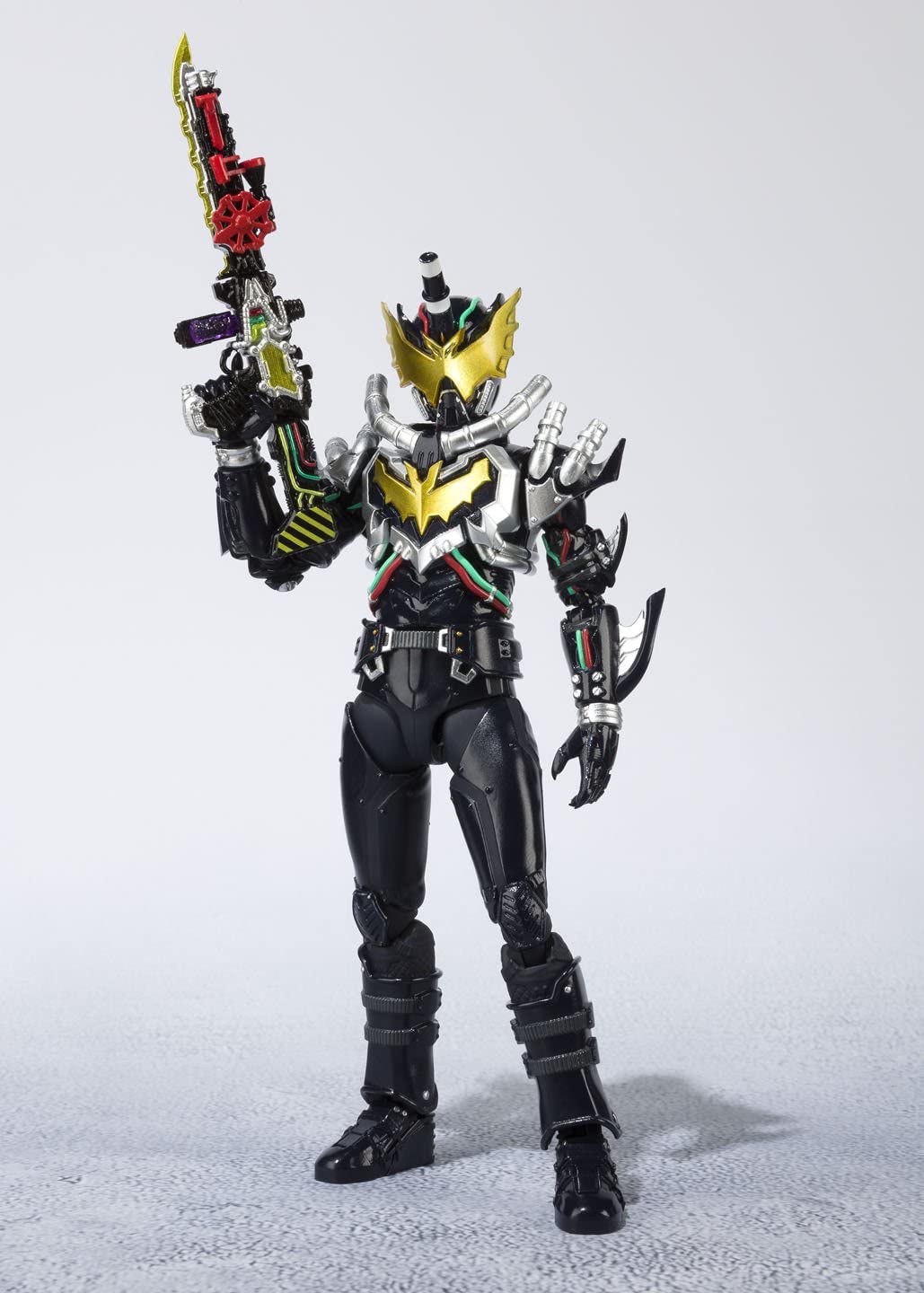 S.H. Figuarts - Night Rogue "Kamen Rider Build" | animota