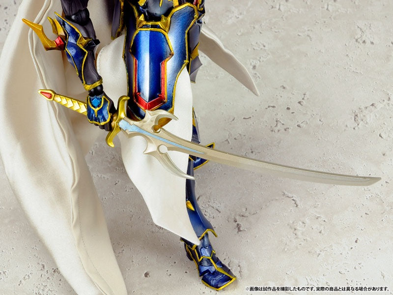 Final Fantasy VARIANT Play Arts Kai - Hero of Light | animota