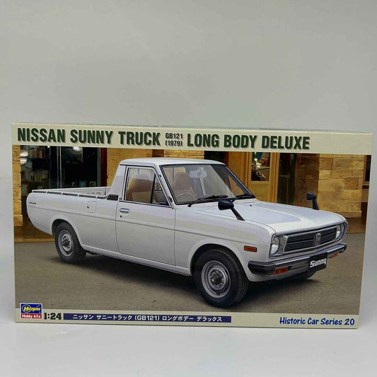 1/24 Nissan Sunny Truck (GB121) Long Body Deluxe Plastic Model