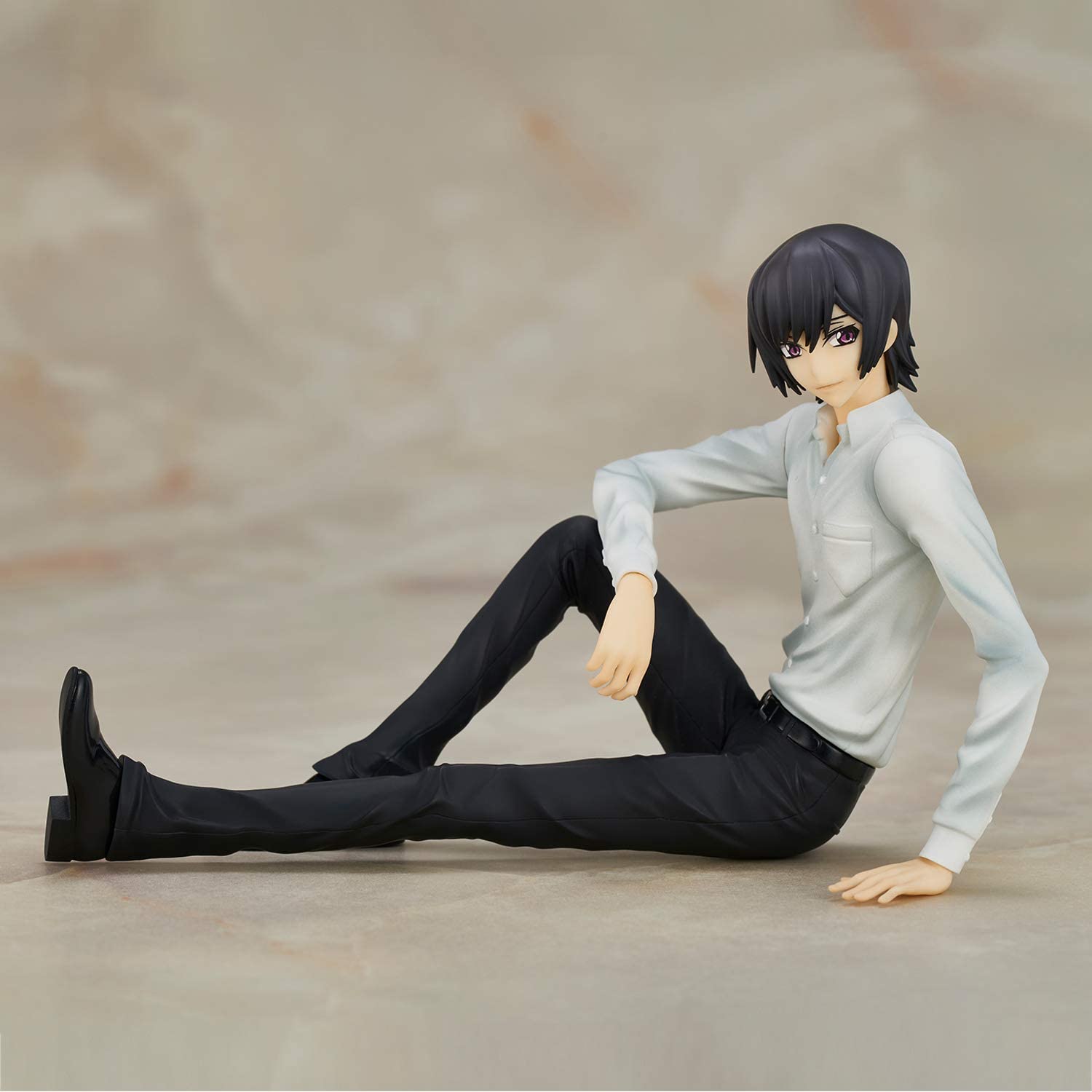 Code Geass: Lelouch of the Rebellion Lelouch Lamperouge Complete Figure | animota