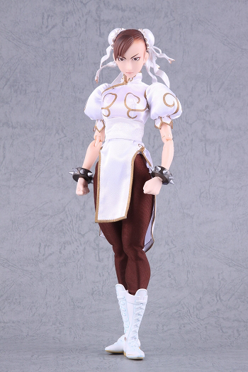 Real Action Heroes Street Fighter Chun Li White costume Ver. | animota