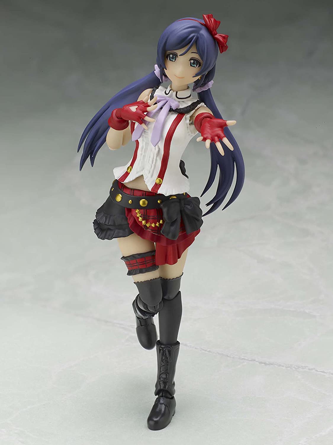 S.H. Figuarts - Nozomi Tojo (Bokura wa Ima no Naka de) 