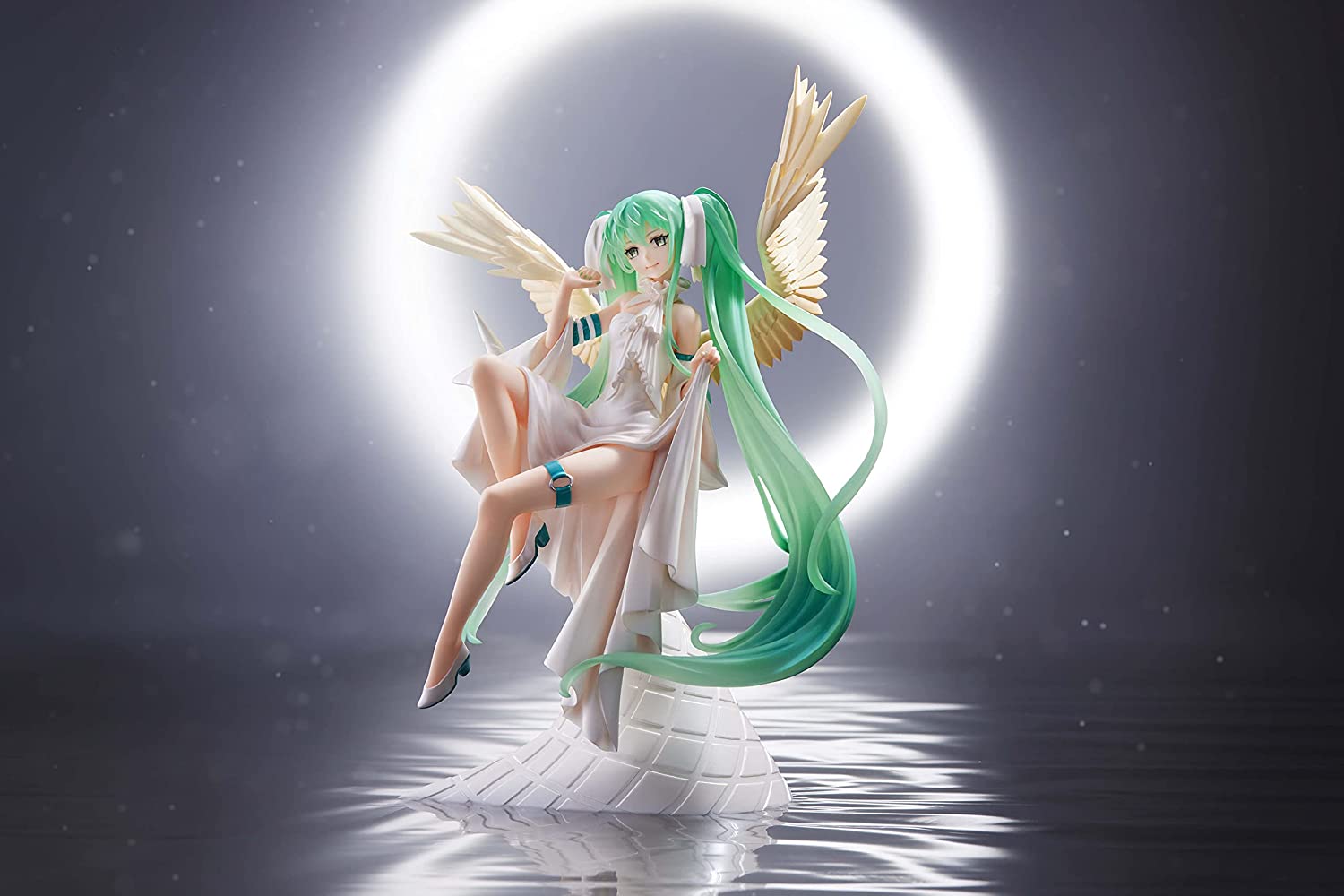 TENITOL Hatsune Miku Light Complete Figure | animota