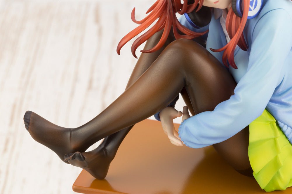 CEYONE Gotoubun No Hanayome-Nakano Miku 1/8 Anime Figure Can